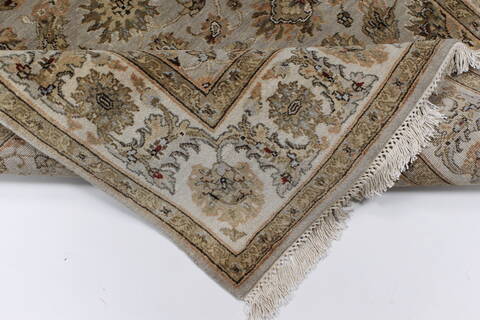 Kashan Beige Hand Knotted 41 X 64  Area Rug 250-27866 Image 3