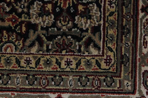 Herati Beige Hand Knotted 40 X 510  Area Rug 250-27870 Image 9
