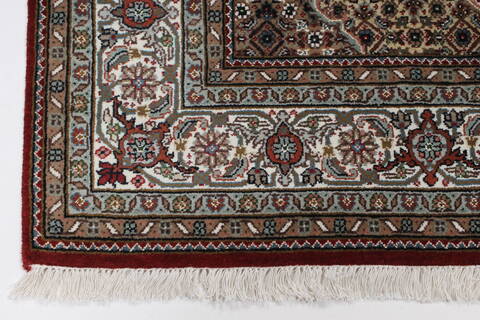 Mahal Beige Hand Knotted 40 X 60  Area Rug 250-27873 Image 7