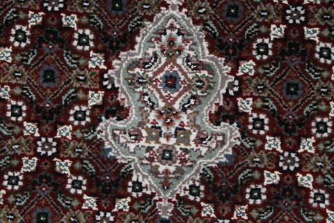 Mahal Beige Hand Knotted 40 X 60  Area Rug 250-27873 Image 9
