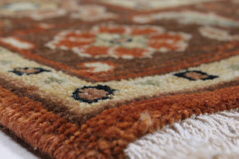 Serapi Brown Hand Knotted 40 X 511  Area Rug 250-27887 Image 9