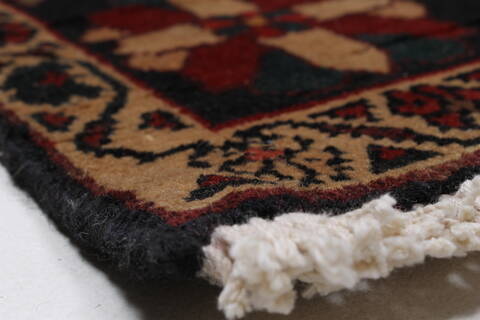 Bakhtiar Blue Hand Knotted 68 X 101  Area Rug 100-27900 Image 8