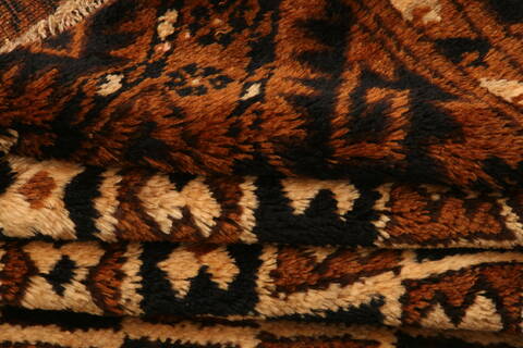 Baluch Beige Hand Knotted 76 X 90  Area Rug 100-27936 Image 4