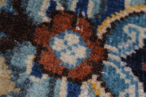 Kashan Blue Hand Knotted 88 X 142  Area Rug 100-27948 Image 2