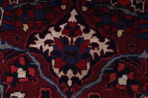 Bakhtiar Red Hand Knotted 73 X 108  Area Rug 100-27953 Image 13