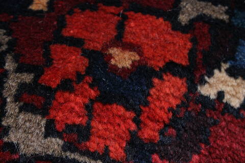 Bakhtiar Red Hand Knotted 73 X 108  Area Rug 100-27953 Image 3