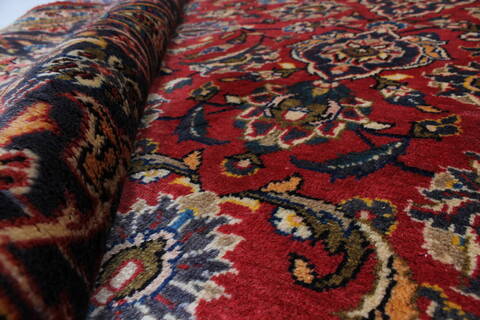 Kashan Red Hand Knotted 64 X 95  Area Rug 100-27957 Image 13