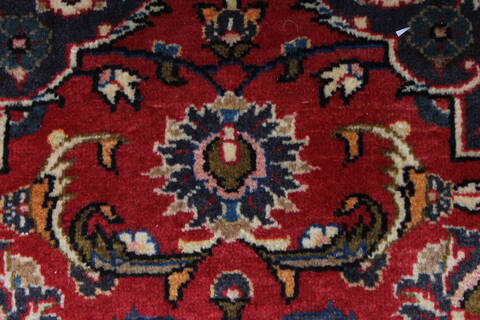 Kashan Red Hand Knotted 64 X 95  Area Rug 100-27957 Image 3