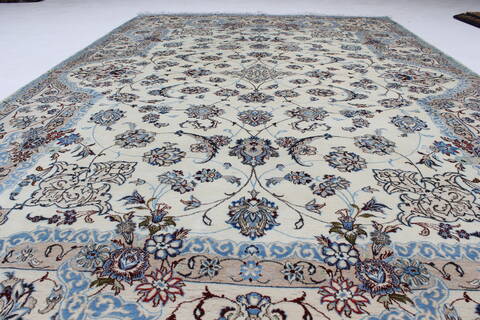 Nain Blue Hand Knotted 68 X 101  Area Rug 100-27966 Image 4