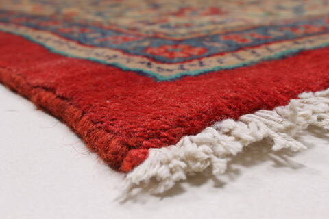 Sarouk Beige Hand Knotted 99 X 130  Area Rug 100-27987 Image 10
