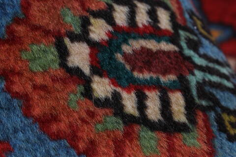 Tabriz Red Hand Knotted 98 X 128  Area Rug 100-27989 Image 1