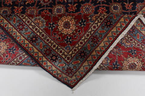 Varamin Blue Hand Knotted 82 X 109  Area Rug 100-28011 Image 3