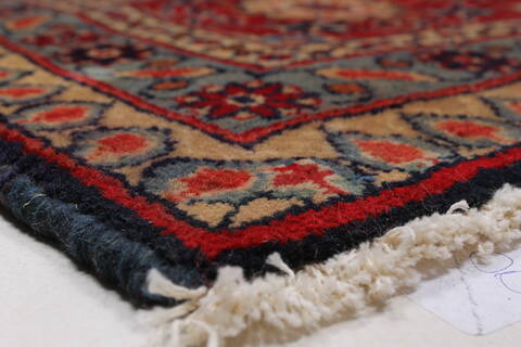 Varamin Blue Hand Knotted 82 X 109  Area Rug 100-28011 Image 9