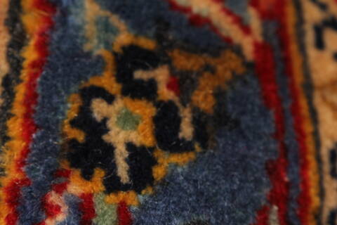 Kashan Red Hand Knotted 96 X 129  Area Rug 100-28015 Image 1