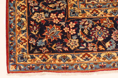 Isfahan Red Hand Knotted 98 X 139  Area Rug 100-28016 Image 8