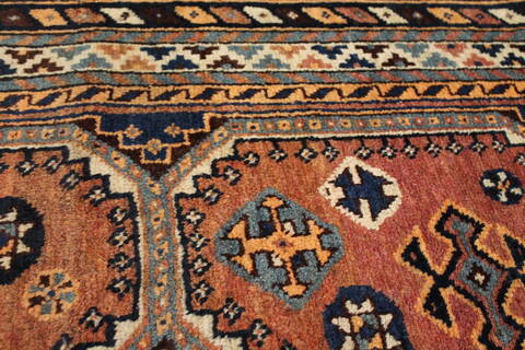 Shiraz Brown Hand Knotted 310 X 69  Area Rug 400-28038 Image 9