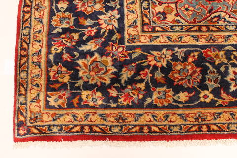 Kashan Red Hand Knotted 96 X 134  Area Rug 100-28039 Image 11