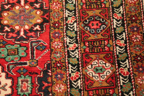 Shirvan Red Hand Knotted 56 X 810  Area Rug 400-28046 Image 6