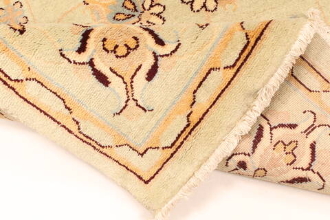 Kashmar Beige Hand Knotted 37 X 48  Area Rug 100-28063 Image 2
