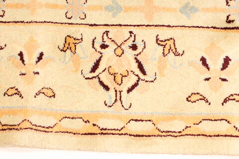 Kashmar Beige Hand Knotted 37 X 48  Area Rug 100-28063 Image 5