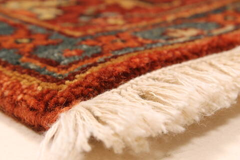 Serapi Beige Hand Knotted 41 X 61  Area Rug 250-28117 Image 7