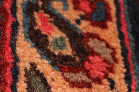 Kashan Red Hand Knotted 99 X 125  Area Rug 100-28129 Image 3