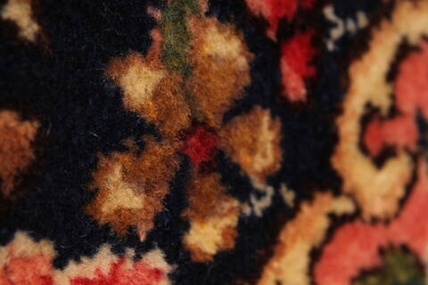 Kerman Red Hand Knotted 113 X 161  Area Rug 100-28134 Image 2
