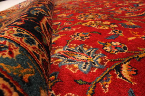 Kashan Red Hand Knotted 99 X 134  Area Rug 100-28138 Image 4