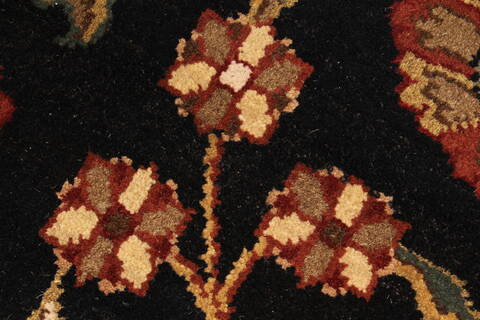 Isfahan Black Hand Knotted 511 X 91  Area Rug 250-28271 Image 11