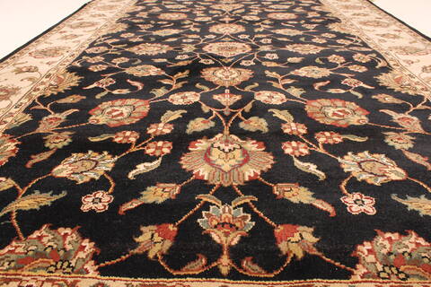 Isfahan Black Hand Knotted 511 X 91  Area Rug 250-28271 Image 4