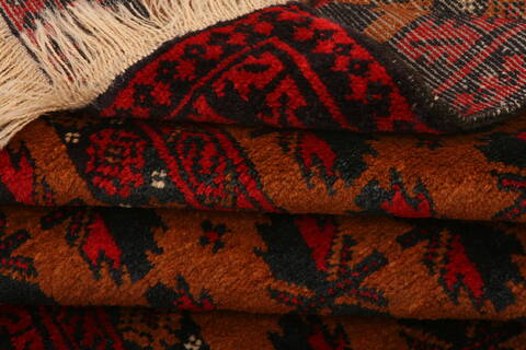 Baluch Brown Hand Knotted 30 X 47  Area Rug 100-28280 Image 4
