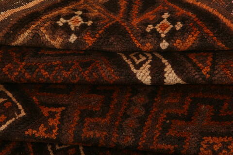 Baluch Brown Hand Knotted 30 X 47  Area Rug 100-28289 Image 3