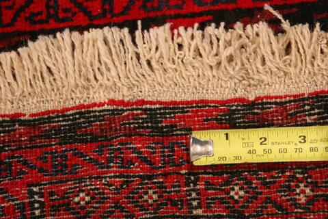 Baluch Red Hand Knotted 30 X 47  Area Rug 100-28425 Image 4