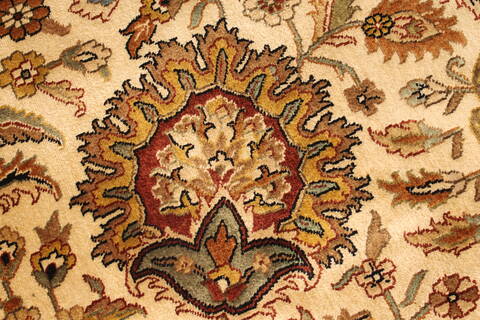 Kashmar Beige Hand Knotted 1110 X 1411  Area Rug 250-28446 Image 10