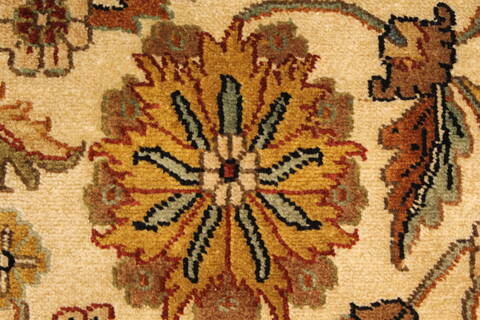 Kashmar Beige Hand Knotted 1110 X 1411  Area Rug 250-28446 Image 11