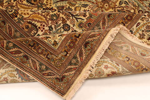 Tabriz Beige Hand Knotted 120 X 150  Area Rug 250-28455 Image 6