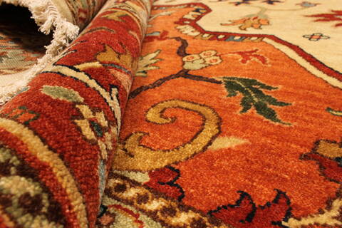 Serapi Beige Hand Knotted 129 X 149  Area Rug 250-28464 Image 7