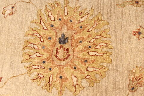 Ziegler Beige Hand Knotted 120 X 1410  Area Rug 250-28473 Image 11
