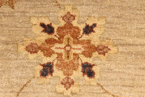 Ziegler Beige Hand Knotted 120 X 1410  Area Rug 250-28473 Image 12