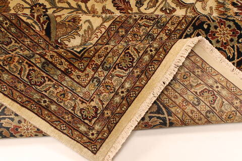 Kashan Beige Hand Knotted 119 X 150  Area Rug 250-28477 Image 6