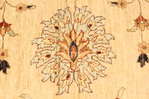Pishavar Beige Hand Knotted 120 X 1410  Area Rug 250-28509 Image 12