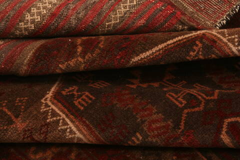 Baluch Brown Hand Knotted 30 X 47  Area Rug 100-28532 Image 4