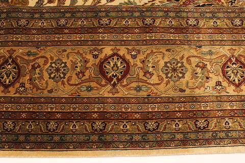 Kashan Beige Hand Knotted 1111 X 152  Area Rug 250-28545 Image 3