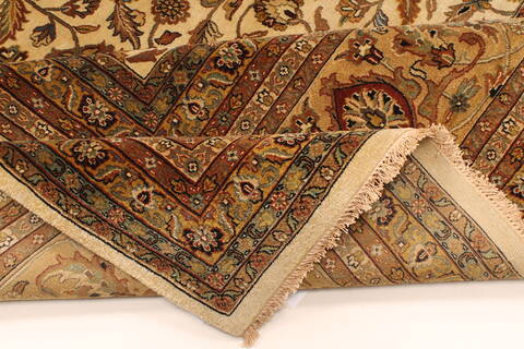 Kashan Beige Hand Knotted 1111 X 152  Area Rug 250-28545 Image 6