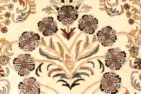 Tabriz Beige Hand Knotted 119 X 150  Area Rug 250-28566 Image 9
