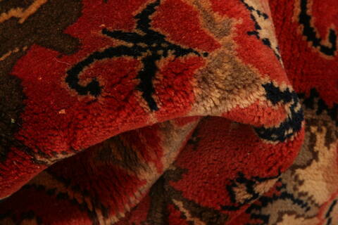 Tabriz Red Hand Knotted 67 X 93  Area Rug 100-28582 Image 1