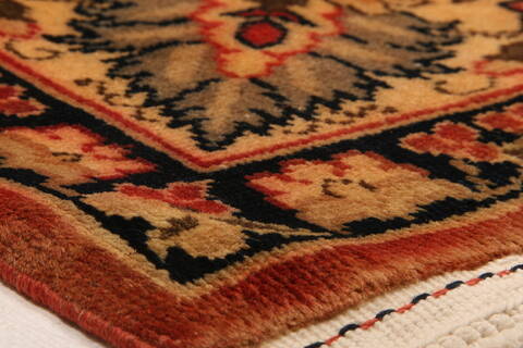 Tabriz Red Hand Knotted 67 X 93  Area Rug 100-28582 Image 6