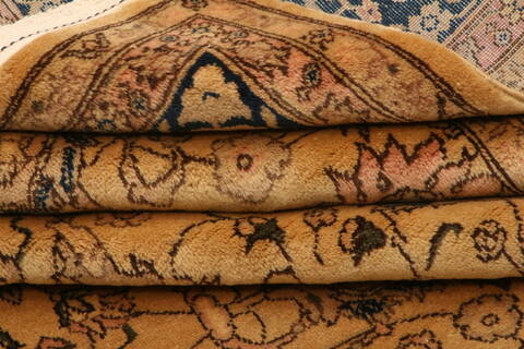 Tabriz Beige Hand Knotted 67 X 97  Area Rug 100-28593 Image 5