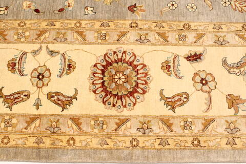 Ziegler Beige Hand Knotted 121 X 154  Area Rug 250-28596 Image 3