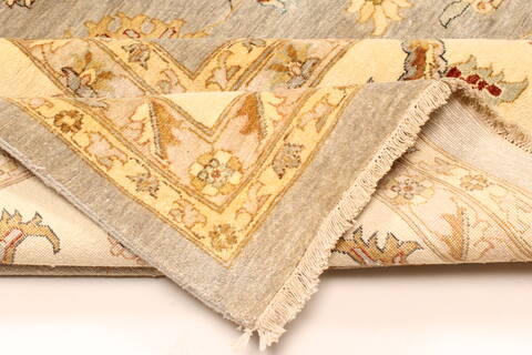 Ziegler Beige Hand Knotted 121 X 154  Area Rug 250-28596 Image 6